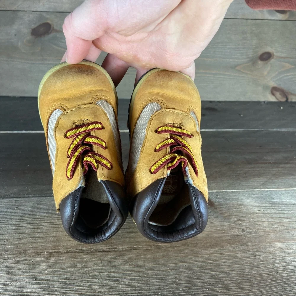 Timberland kids youth size 3 shoes brown suede hook and loop comfort boots